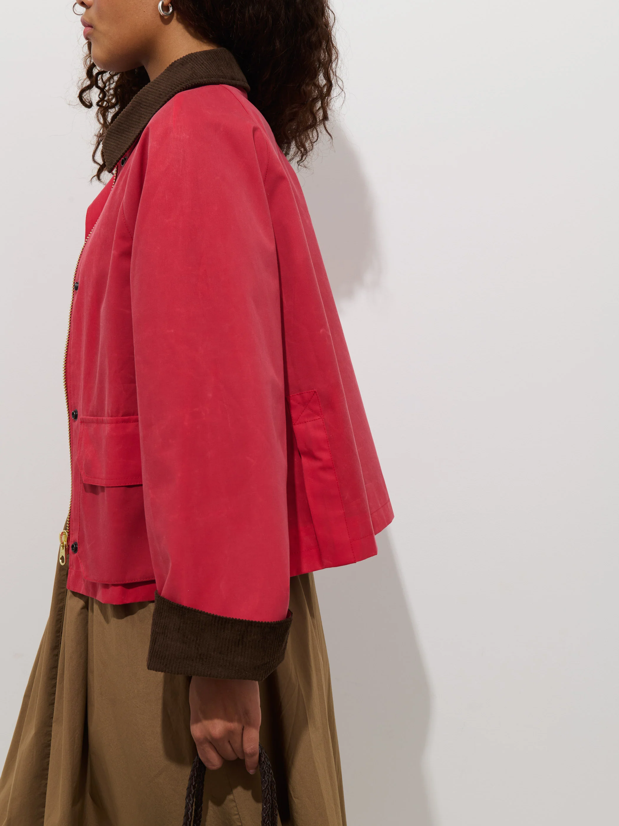 Chiltern Cropped Jacket In Waxed Canvas - Image 4