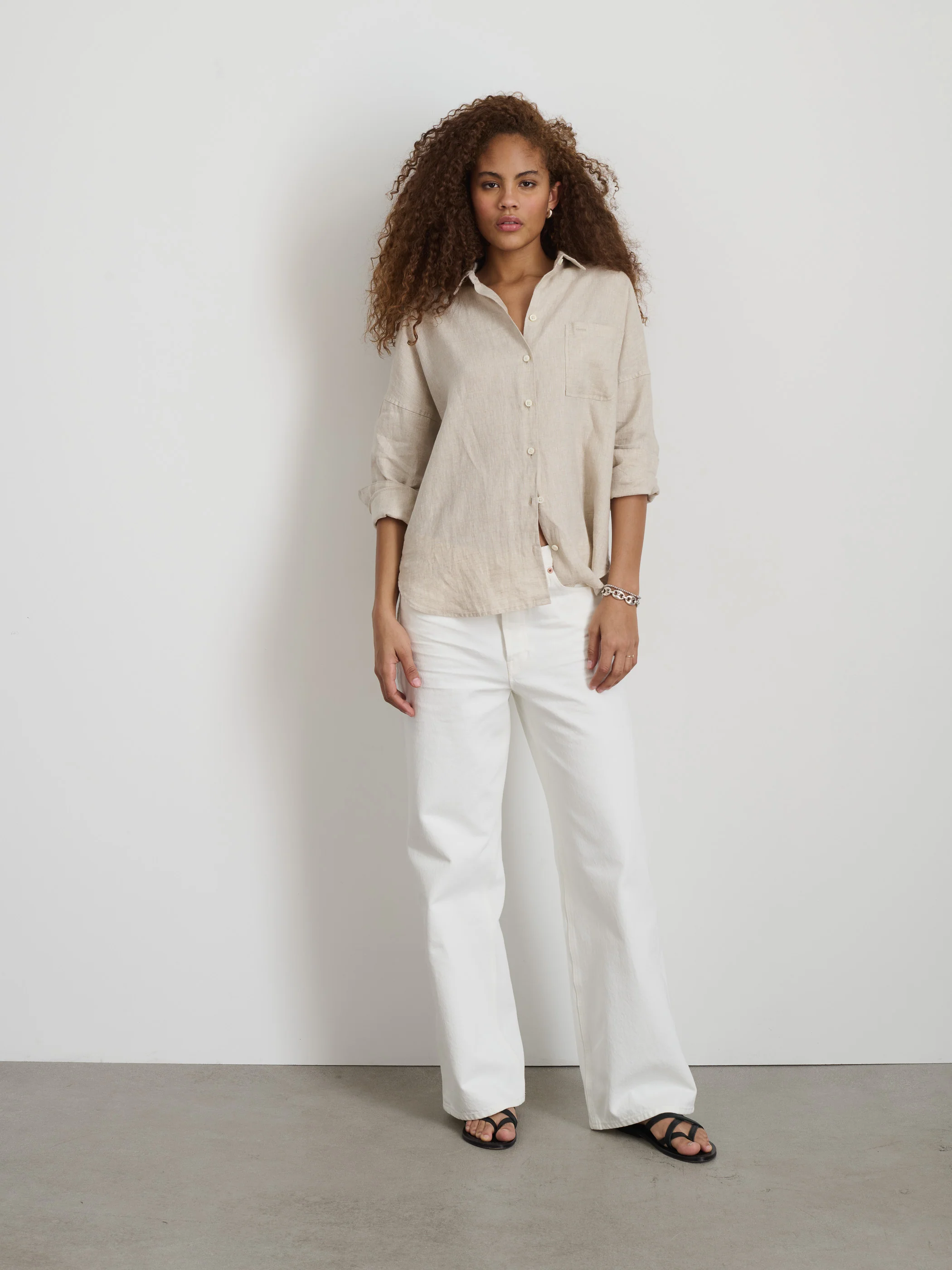 Jo Shirt In Flax Linen - Image 5
