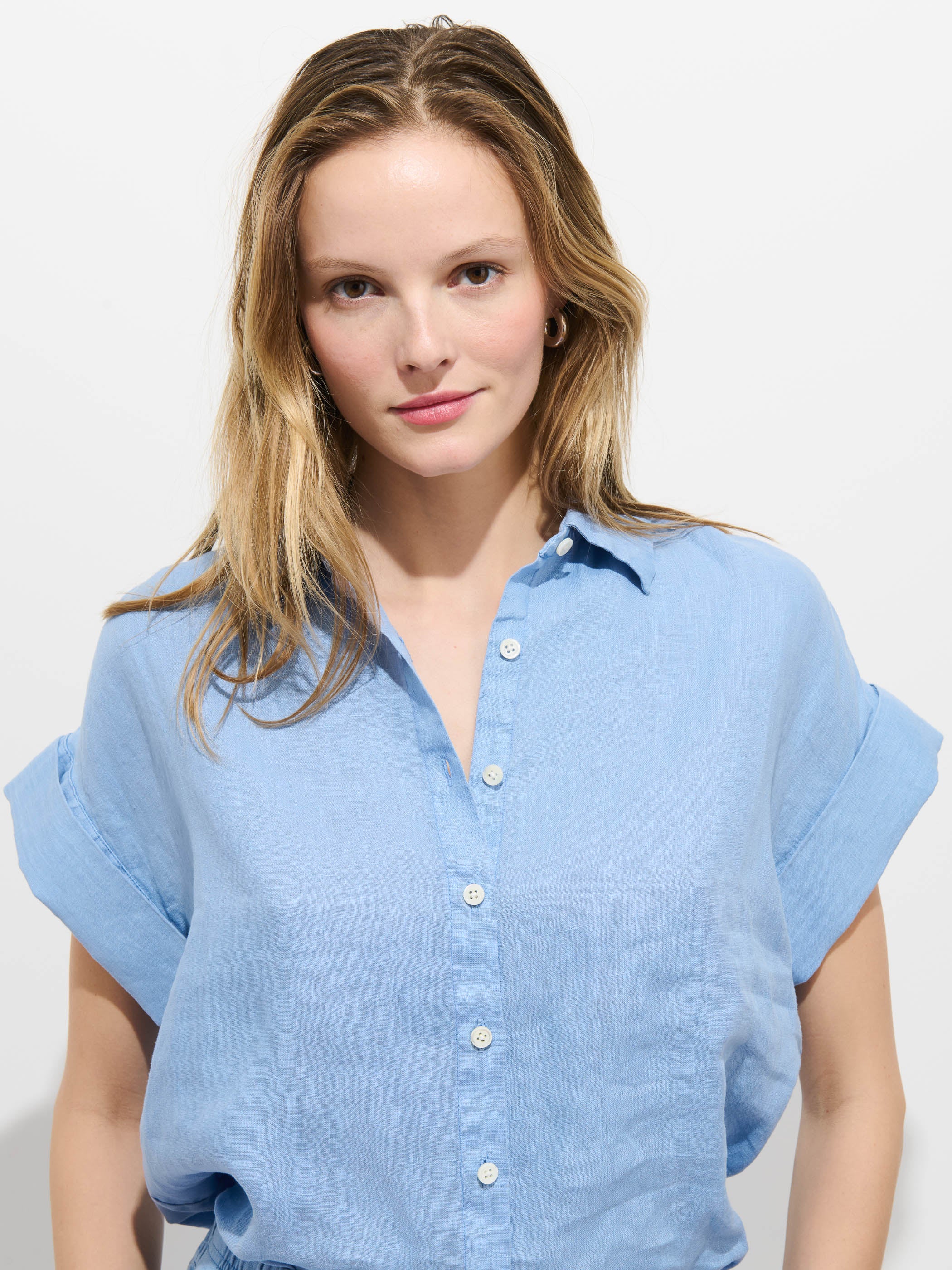 Maddie Blouse In Linen - Image 5
