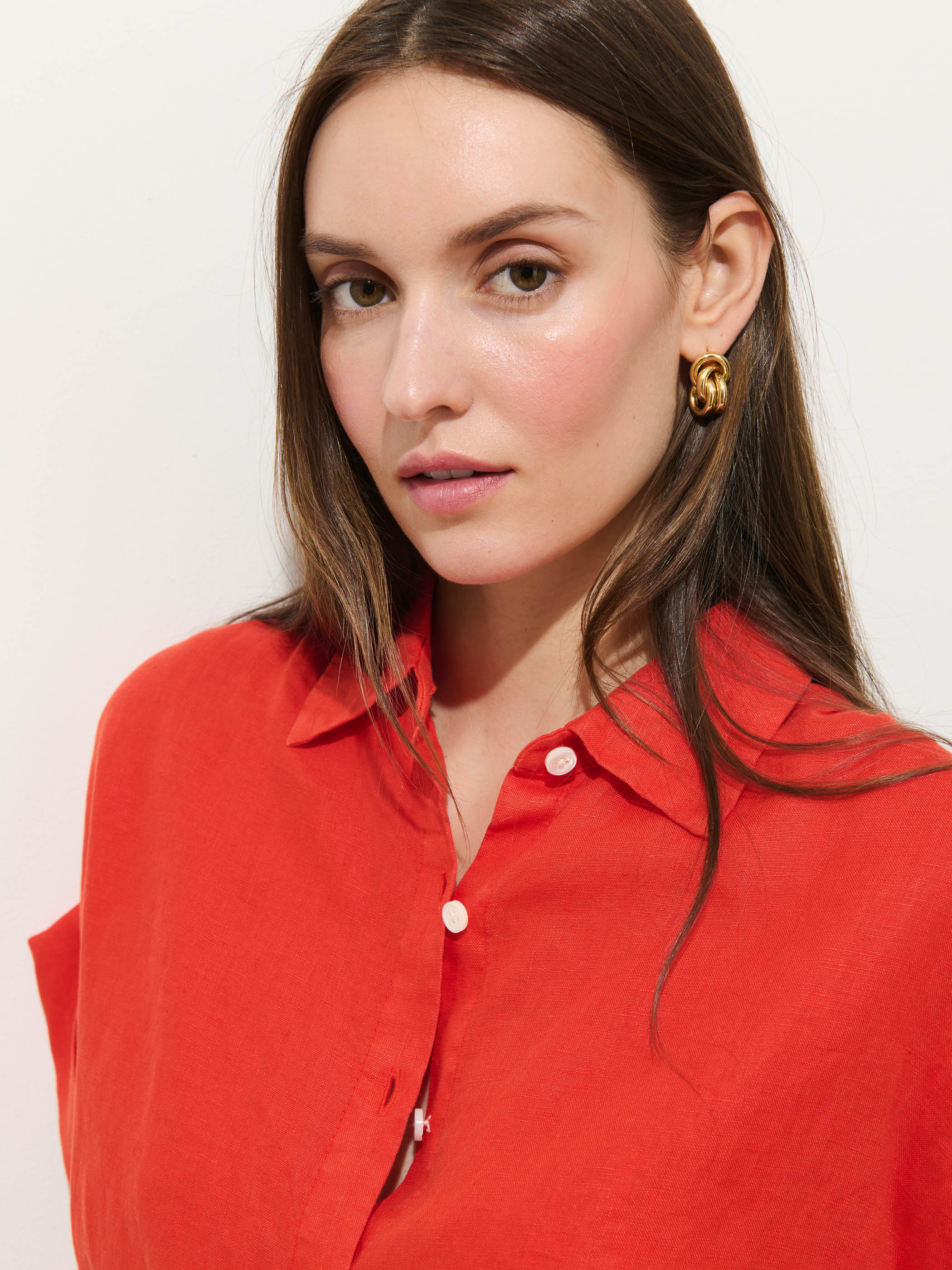 Maddie Blouse In Linen - Image 6