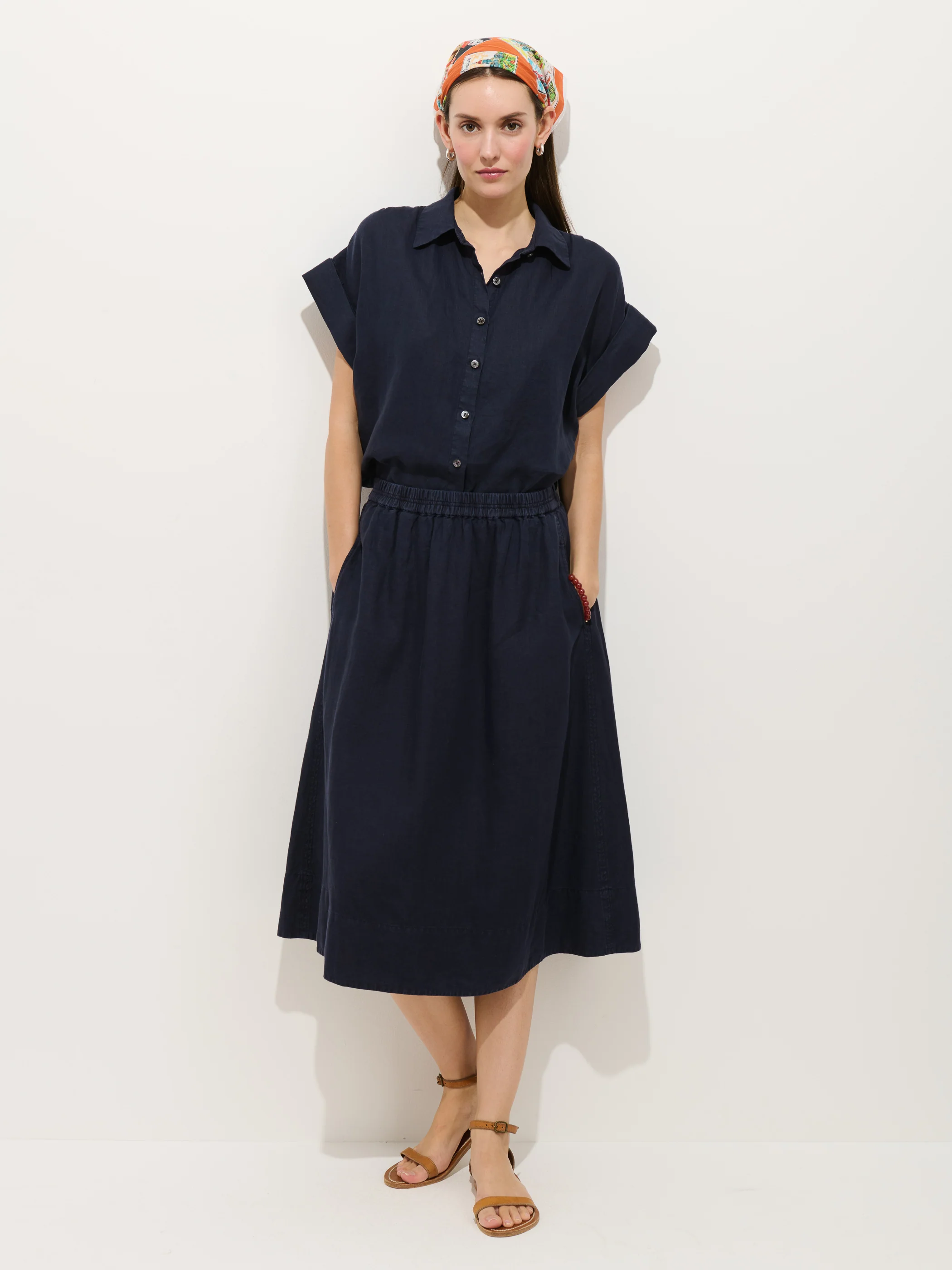 Maddie Blouse In Linen - Image 3