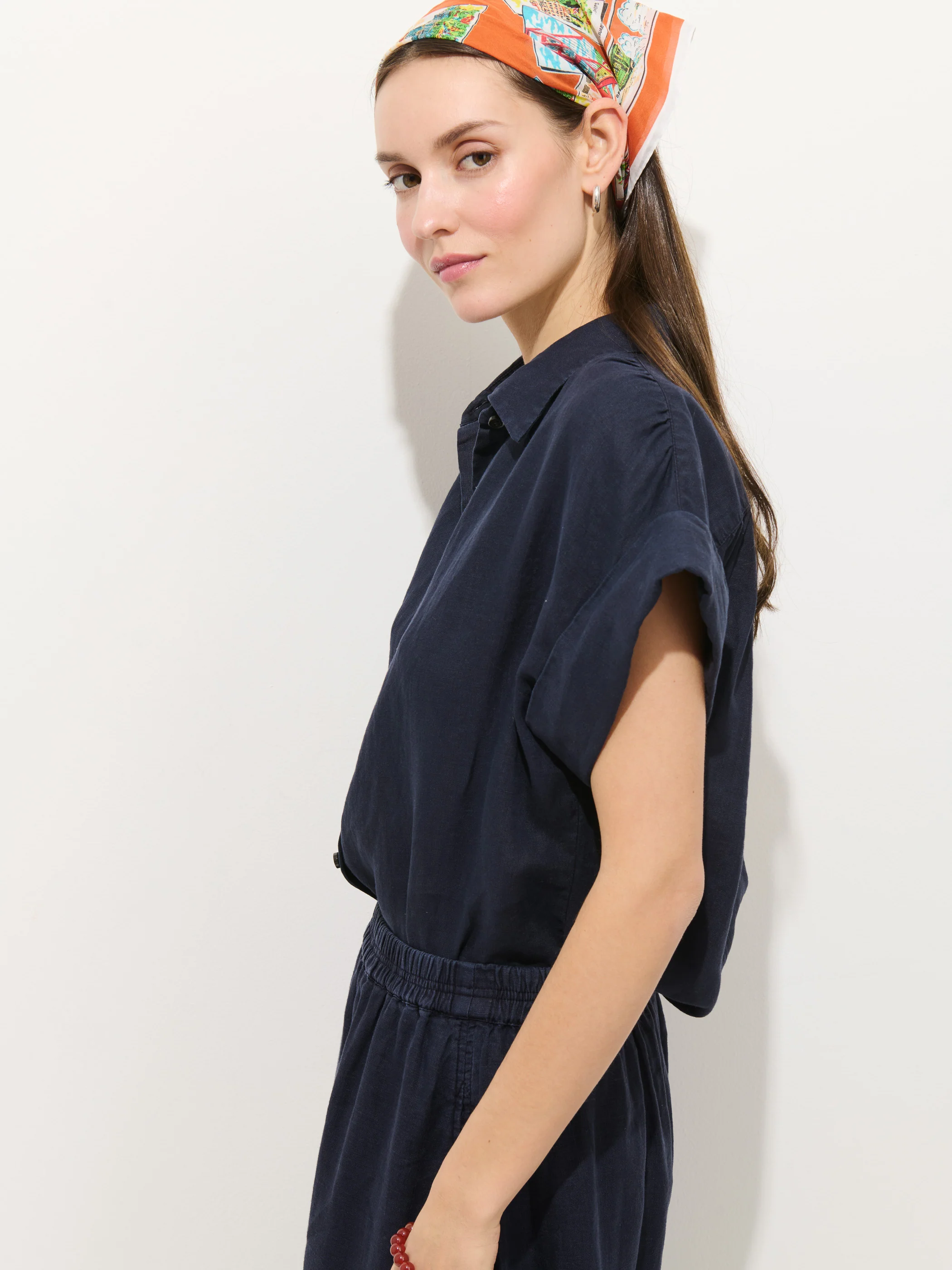 Maddie Blouse In Linen - Image 5