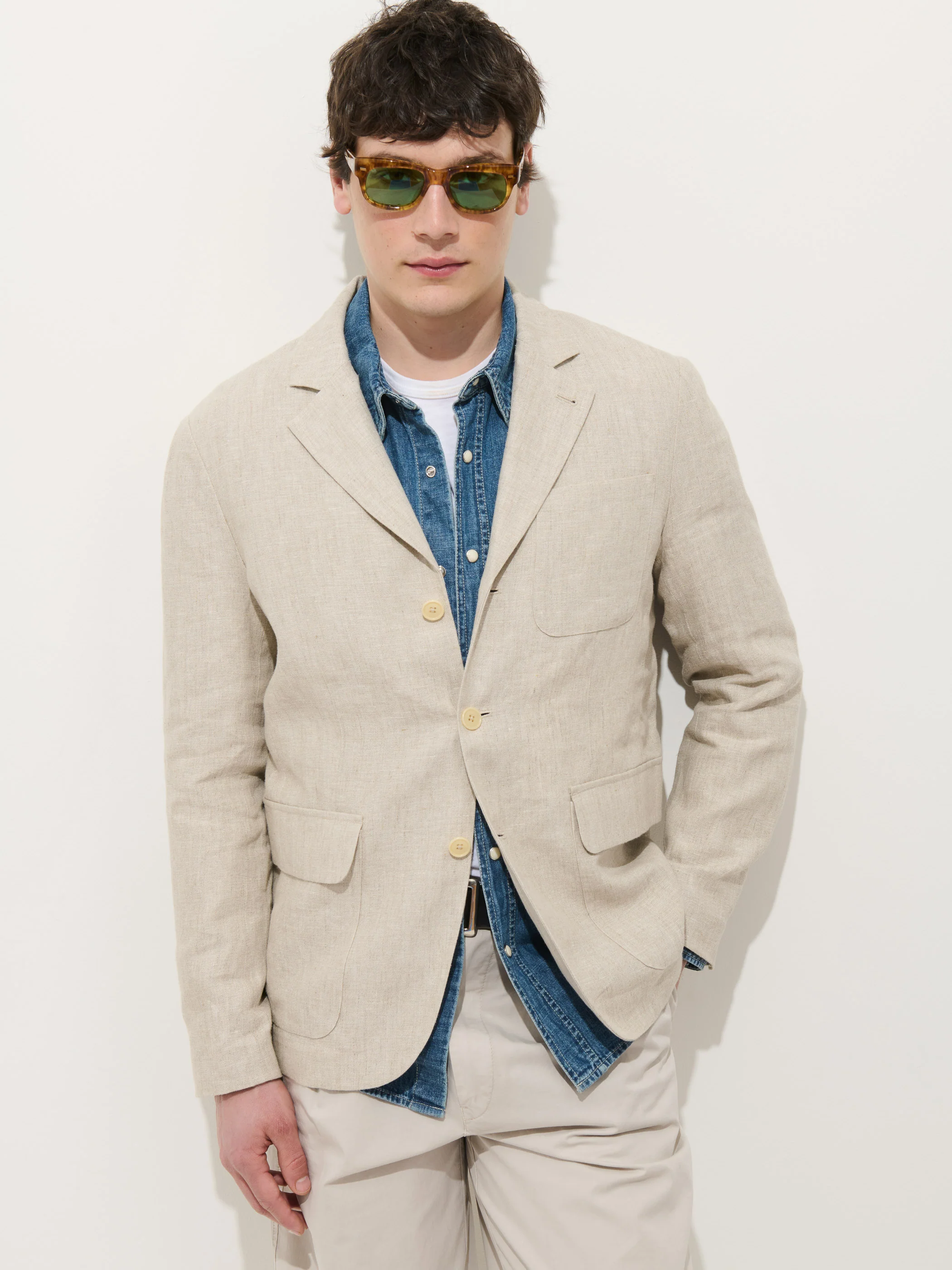 Mercer Linen Jacket In Flax - Image 18