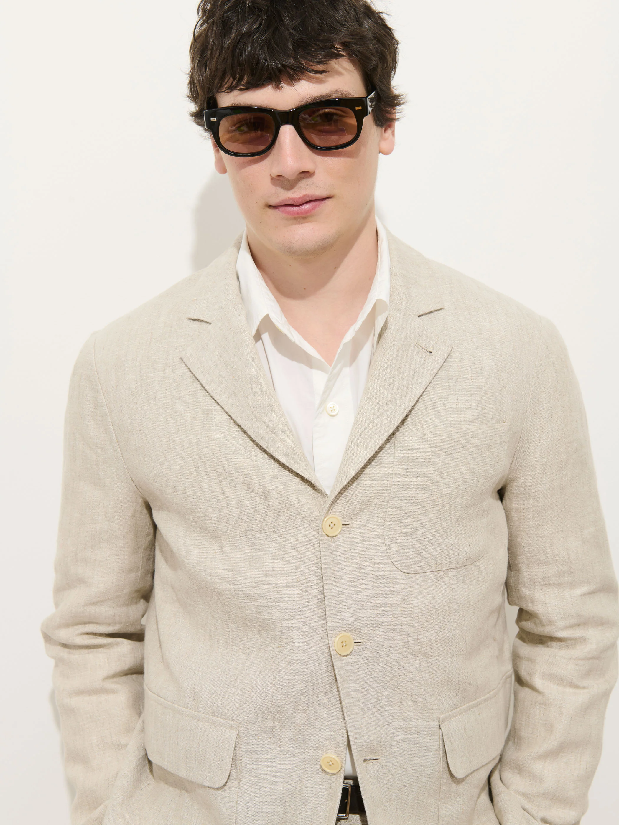 Mercer Linen Jacket In Flax - Image 6