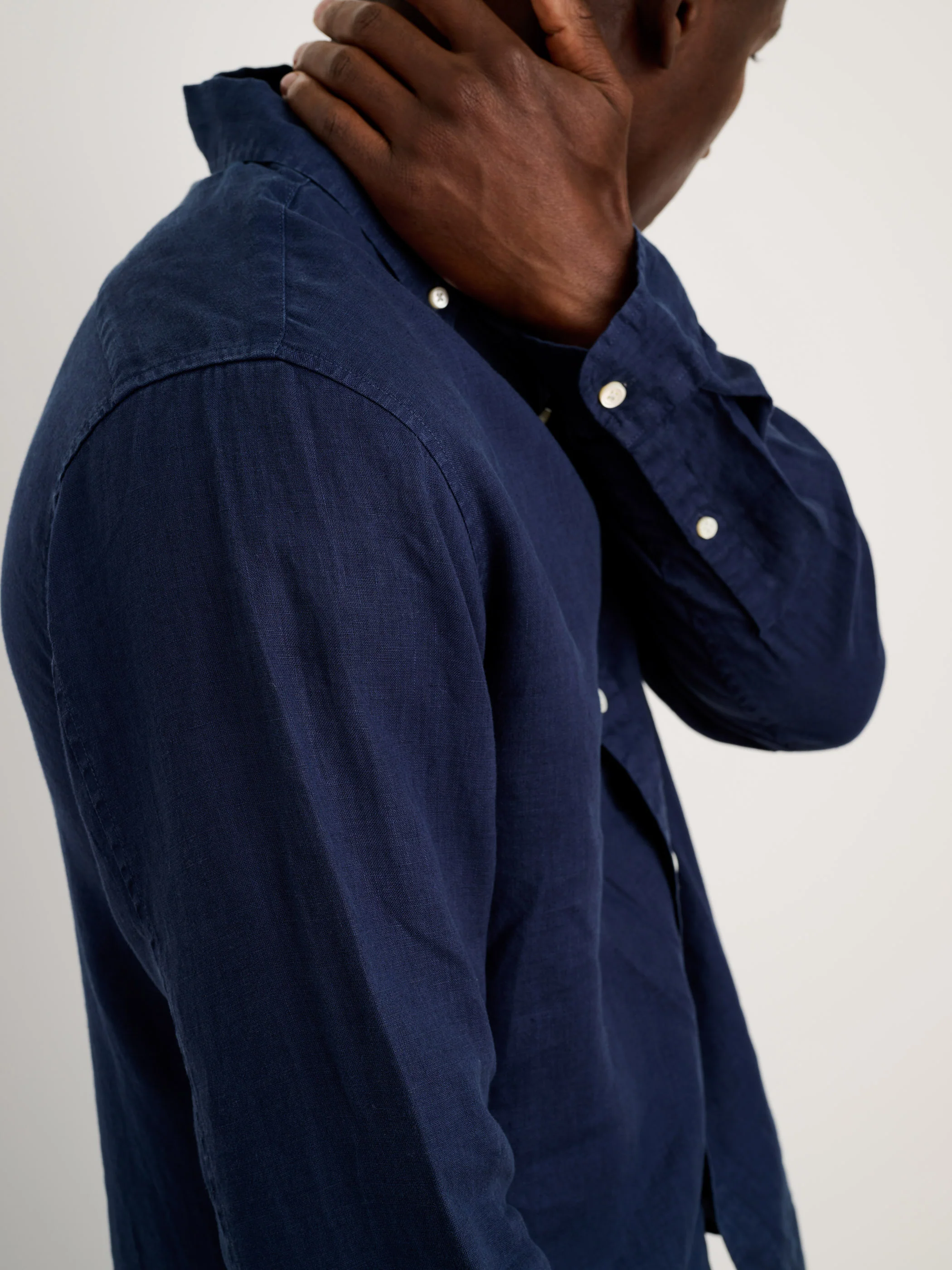 Mill Shirt In Linen - Image 5