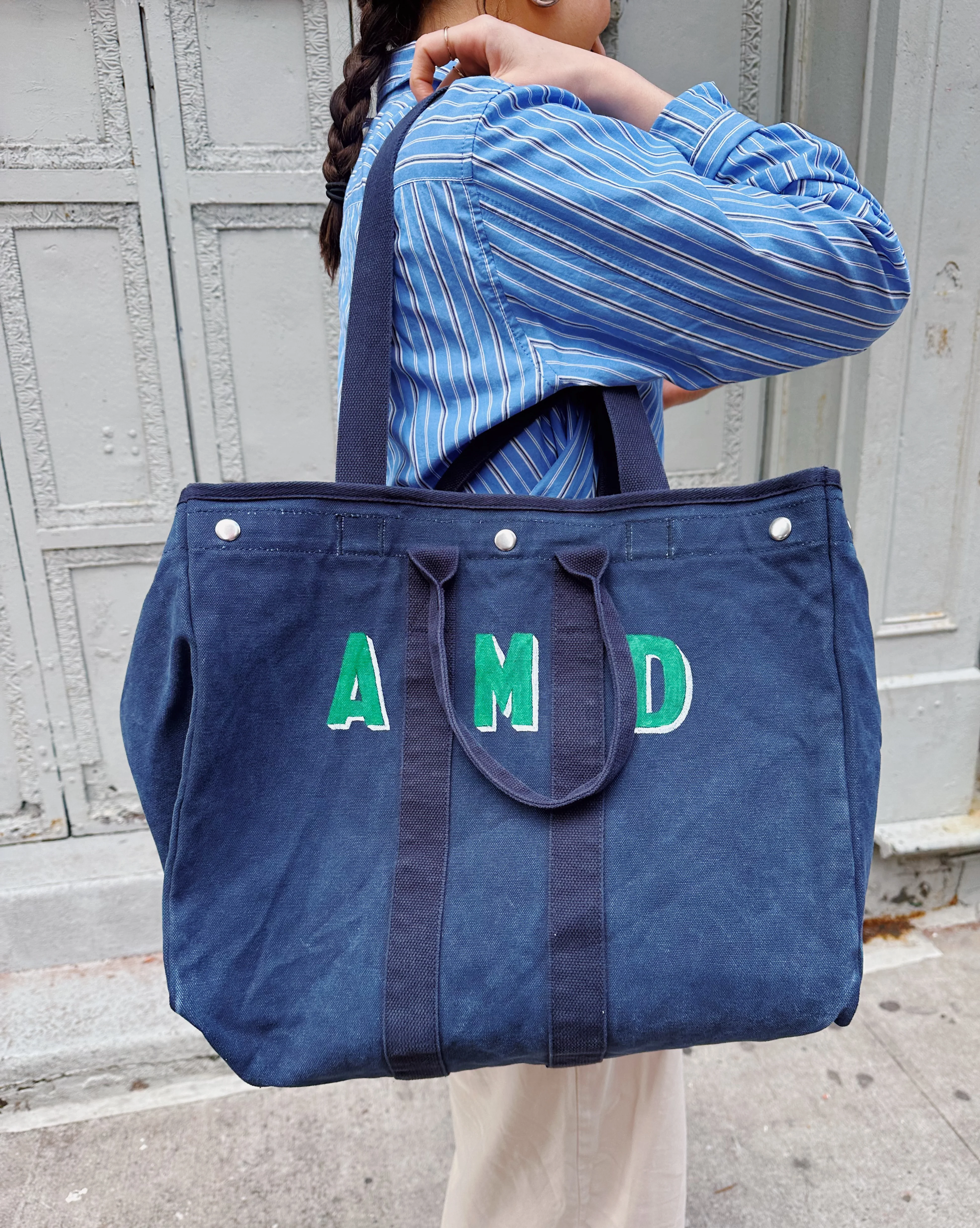 The Perfect Weekend Tote - Image 3