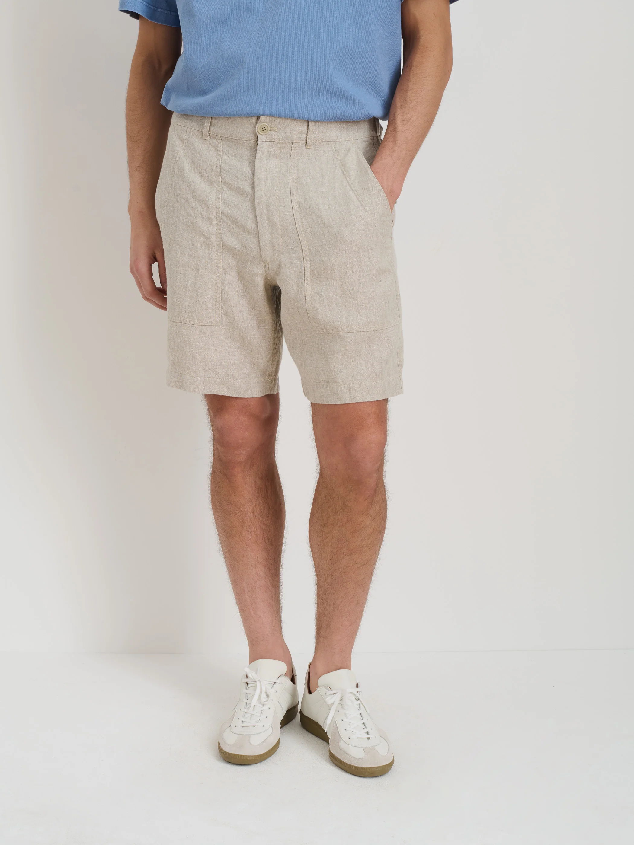 Pull On Field Short In Flax Linen - Image 7