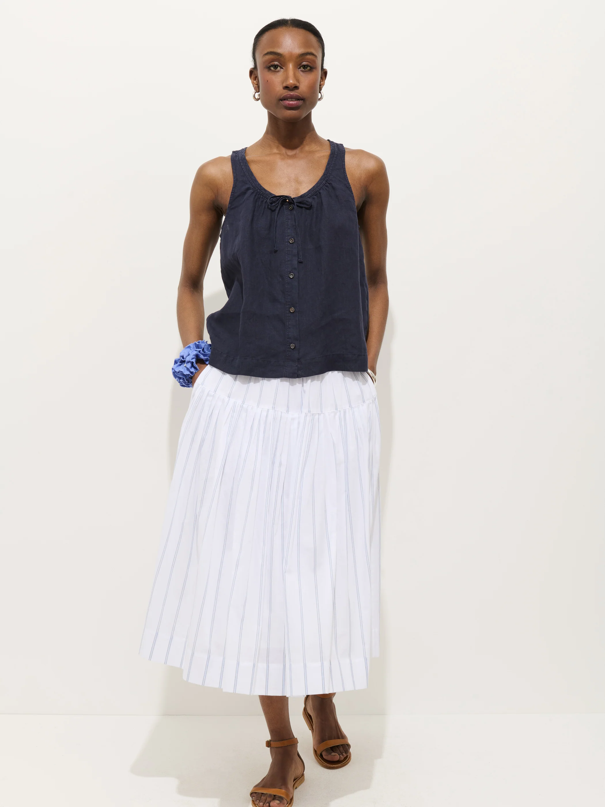 Sidney Top In Linen - Image 3