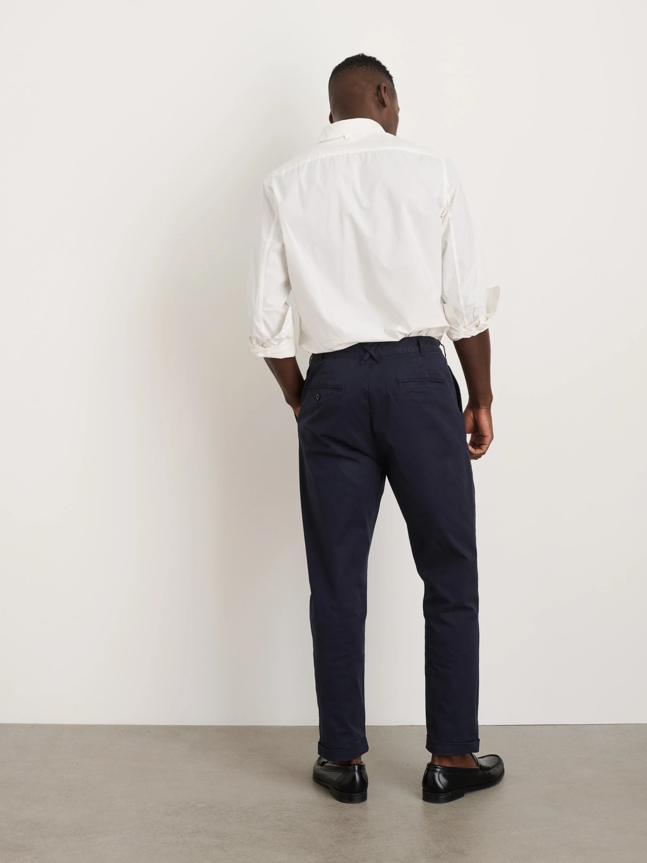 Standard Pleated Pant in Chino - Image 7