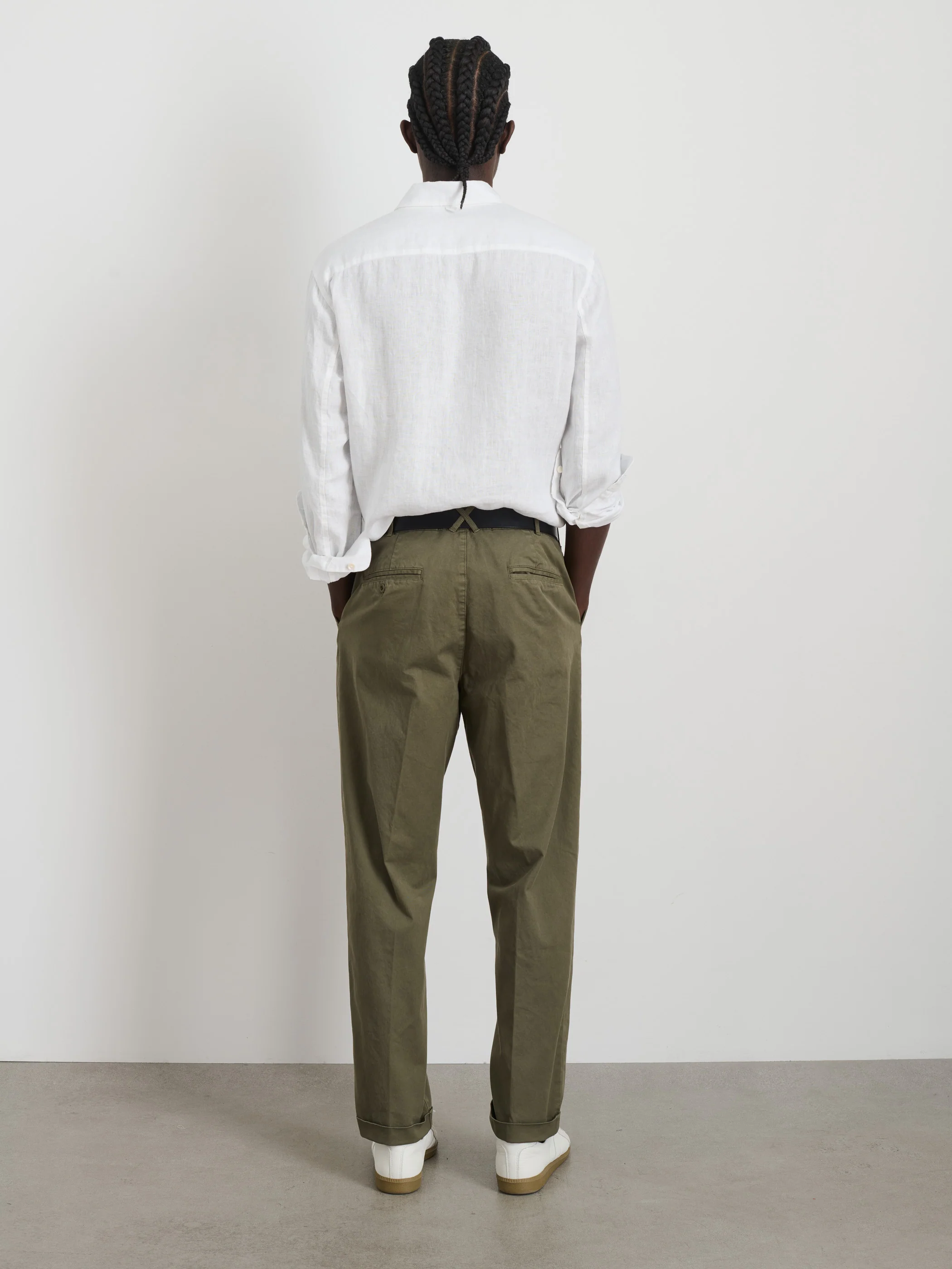 Standard Pleated Pant in Chino - Image 4