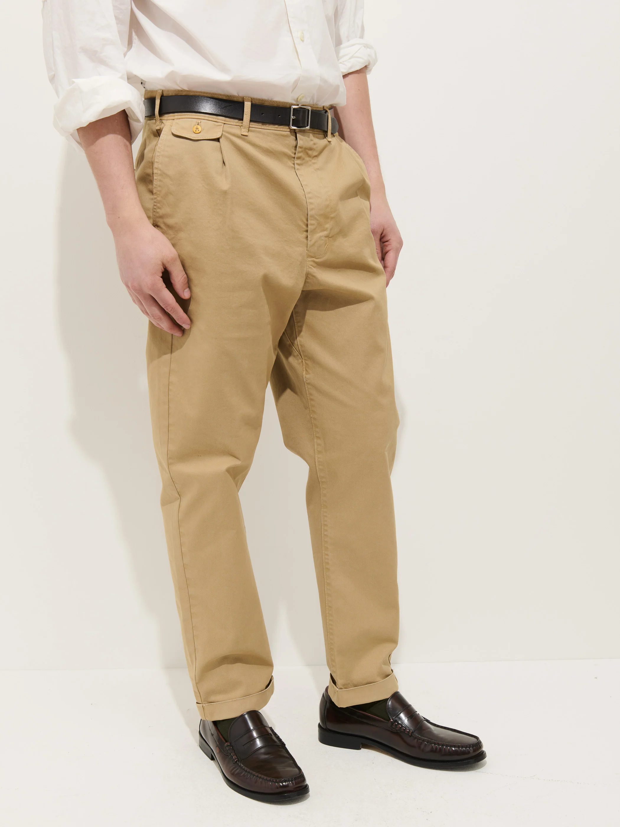 Standard Pleated Pant in Chino - Image 4