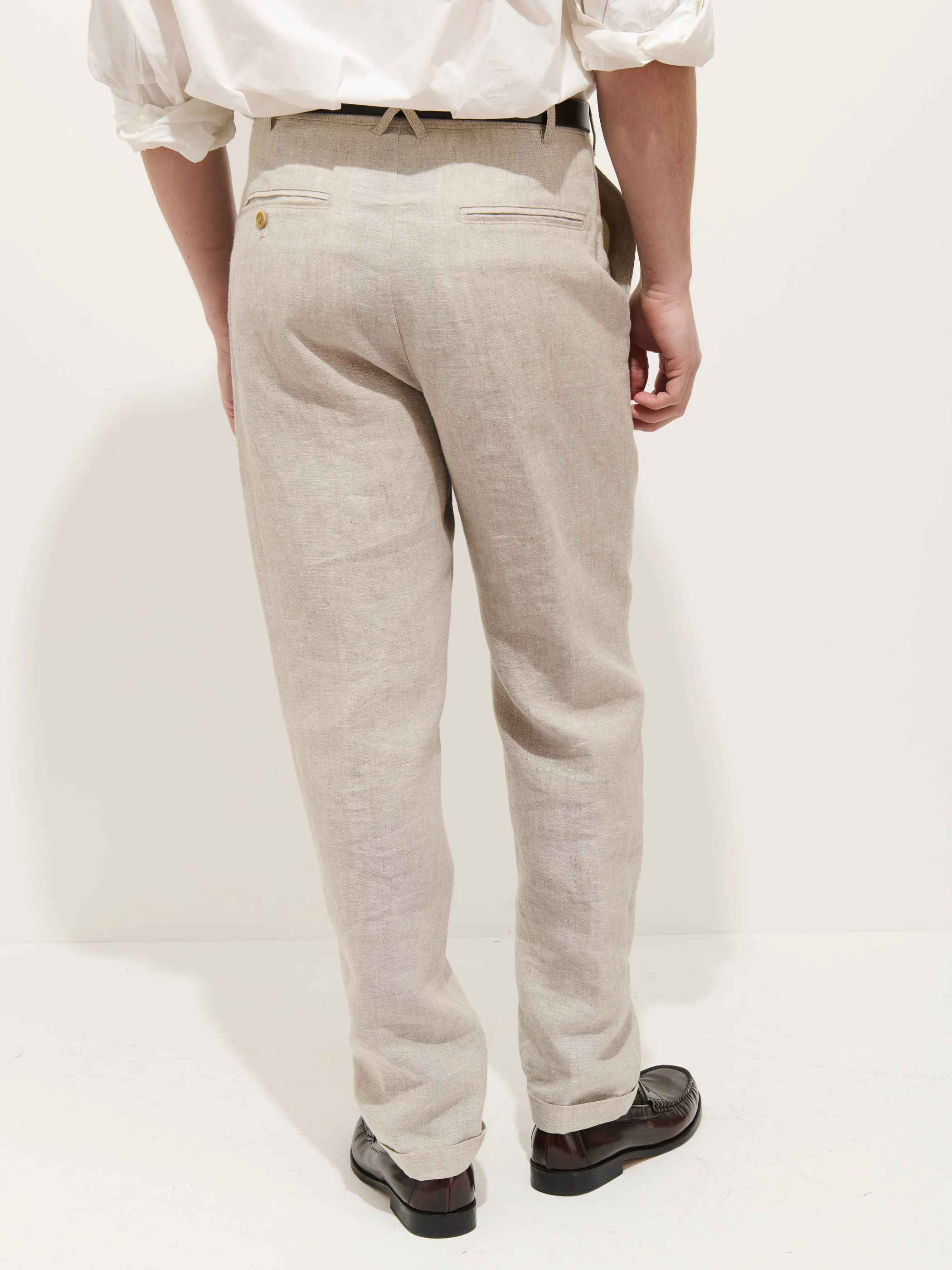 Standard Pleated Pant In Flax Linen - Image 4