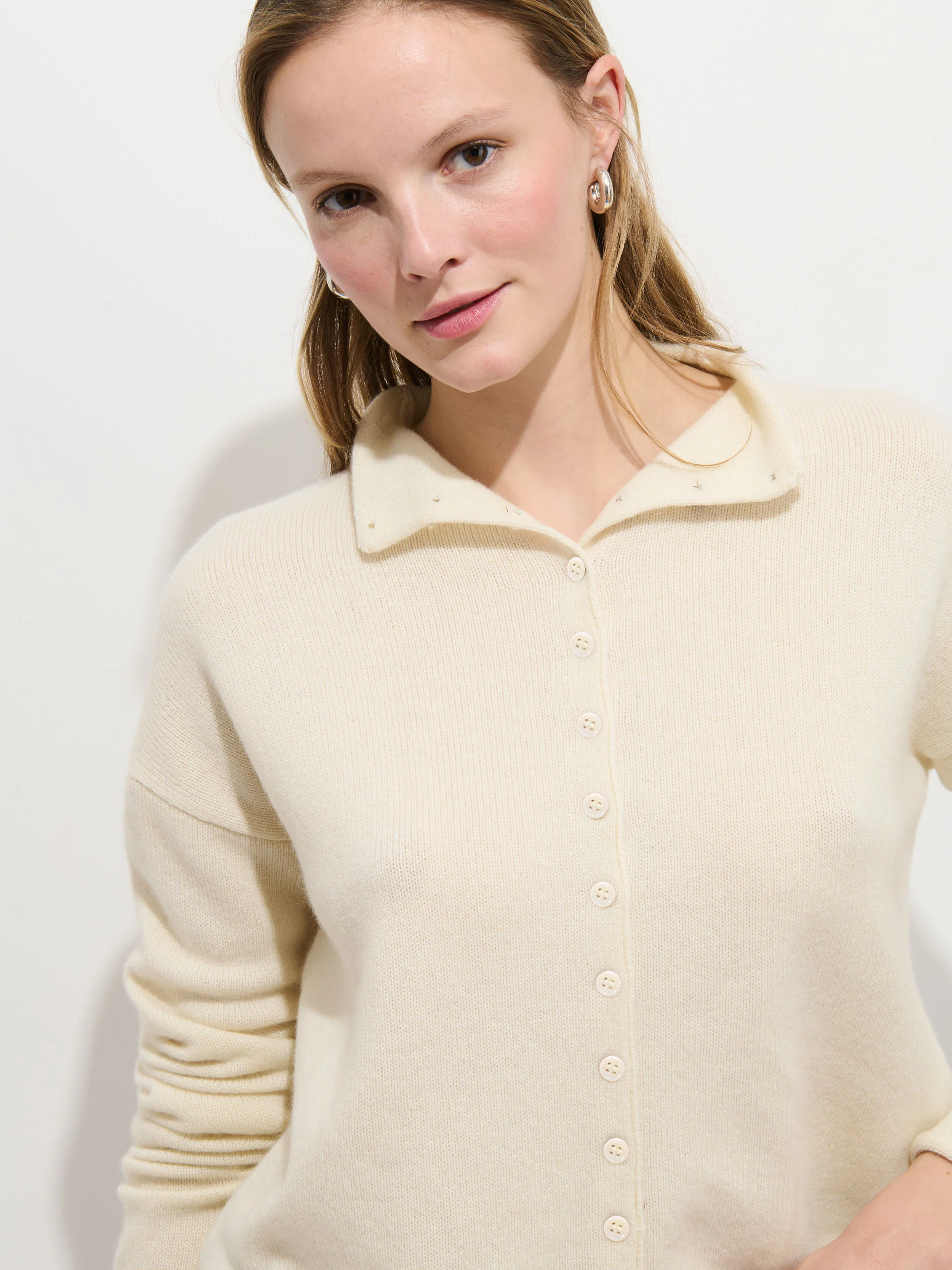 Taylor Cardigan in Washed Cashmere - Image 4