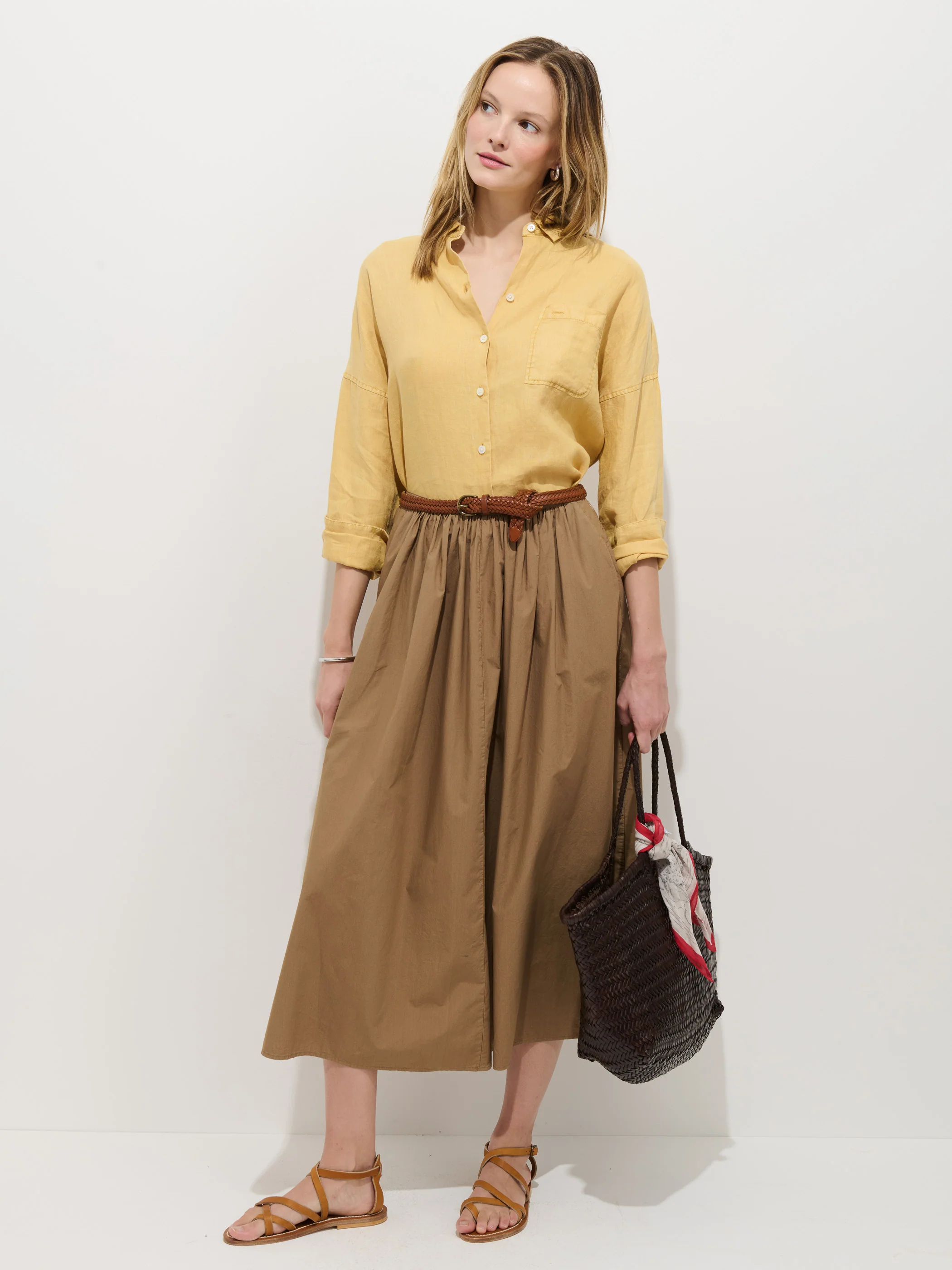 The Jo Shirt In Linen - Image 3