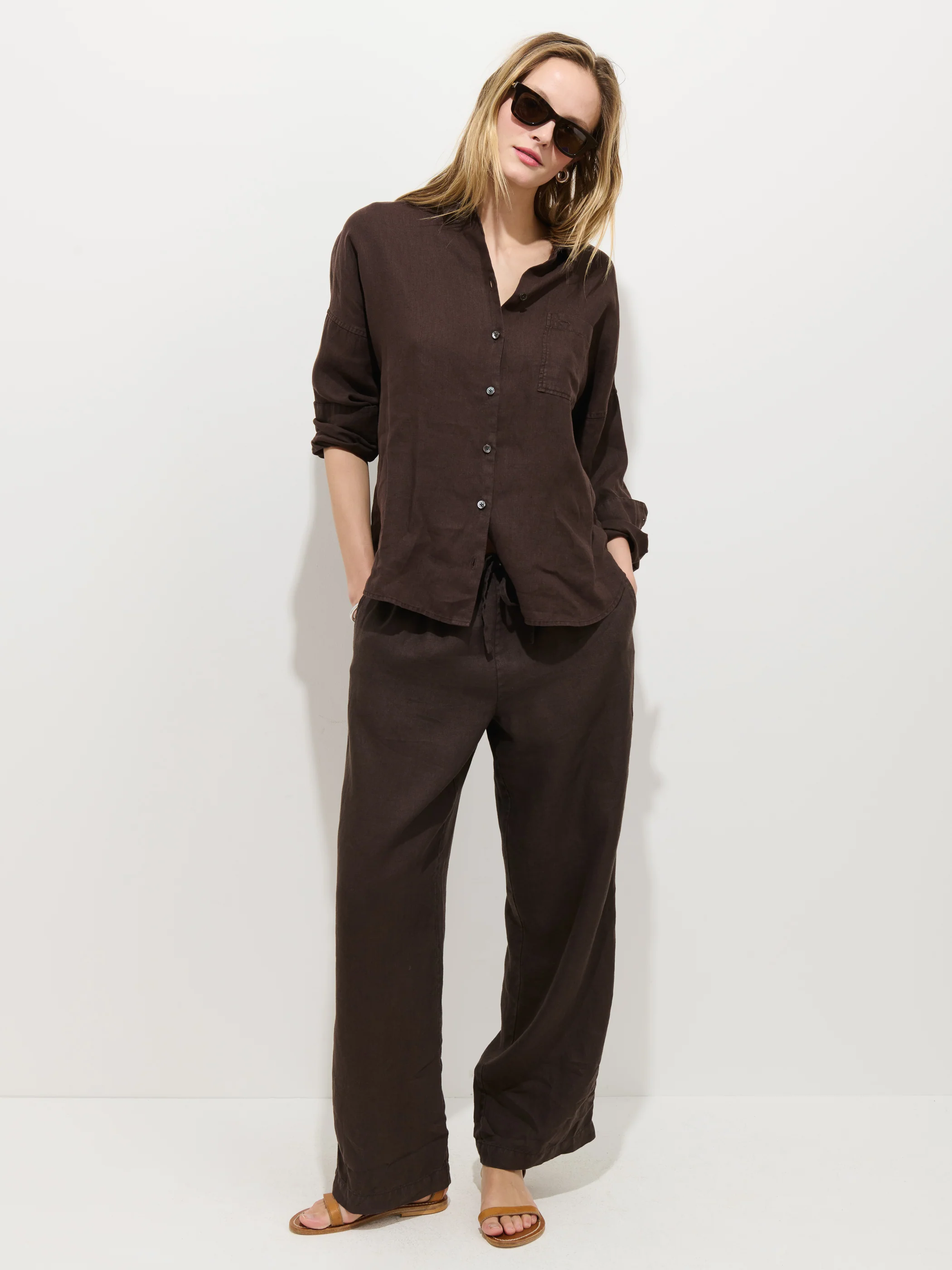 The Jo Shirt In Linen - Image 4